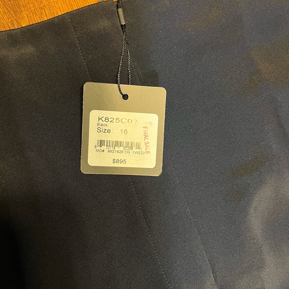 NWT!!! St. John Sleek Black Pants with Pockets - Picture 9 of 12